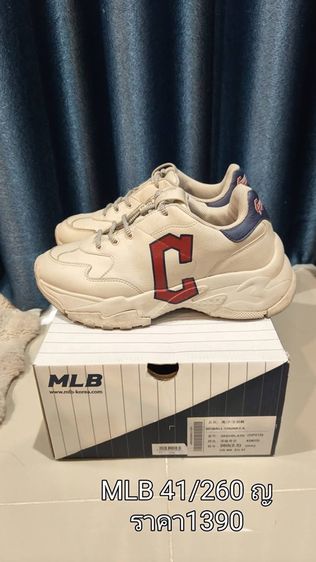 รองเท้าผ้าใบ หนังแท้ UK 7 | EU 40 2/3 | US 8.5 ขาว MLB Bigball Chunky A Cleveland Guardians มือ2 ราคา1390 บาท