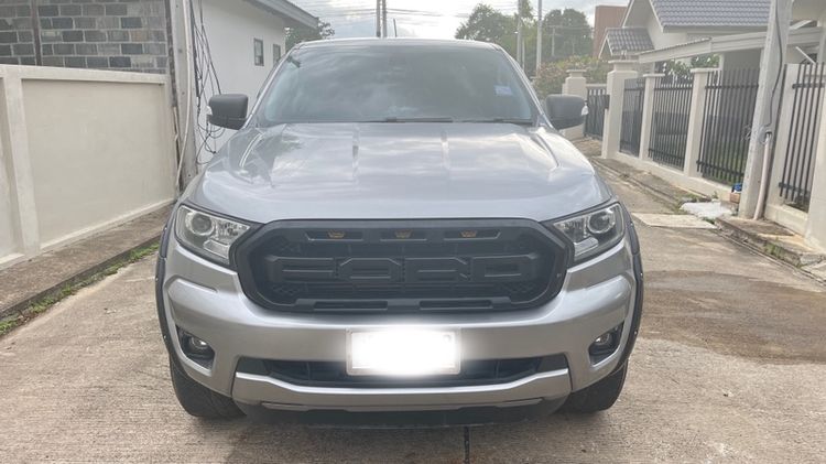 รถ Ford Ranger 2.0 Hi-Rider Limited สี บรอนซ์เงิน