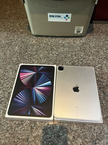 ขายiPadPro11นิ้วM1สีSilver128กิ๊กWifi Celluer ใส่ซิมได้ยกกล่องใช้งานดีถูกๆสภาพสวยๆ รูปที่ 2
