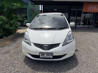 For sale Honda Jazz 1.5 S รถมือเดียว ไม่เคยชนหนักหรือจมน้ำ