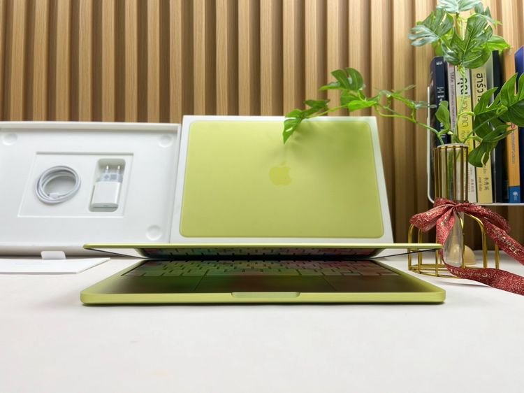 MacBook Neo 13-inch A18 Pro Ram8GB SSD256GB Silver Apple Care 21march2027  รูปที่ 6