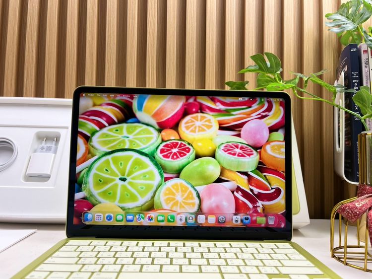 MacBook Neo 13-inch A18 Pro Ram8GB SSD256GB Silver Apple Care 21march2027  รูปที่ 4