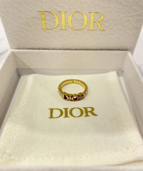 แหวนDior Dio(r)evolution Ring In Gold-Finish Metal And White Crystals