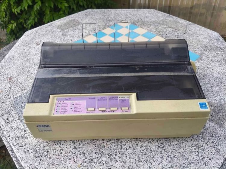 พริ้นเตอร์แบบจุด Epson LQ300+