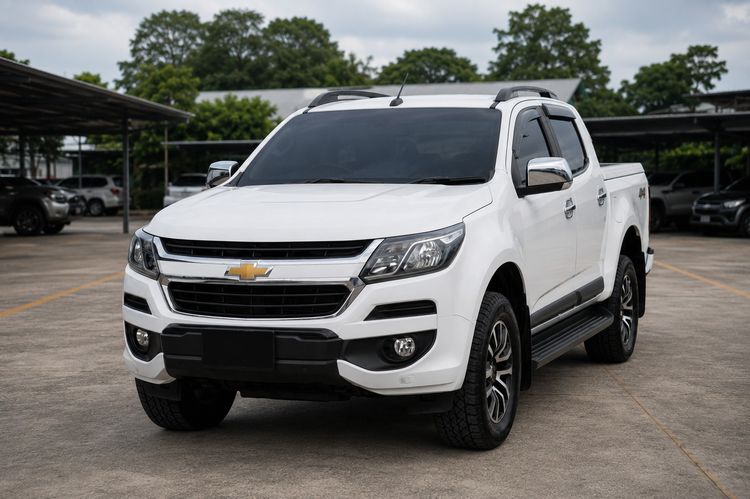 รถ Chevrolet Colorado 2.5 High Country สี ขาว
