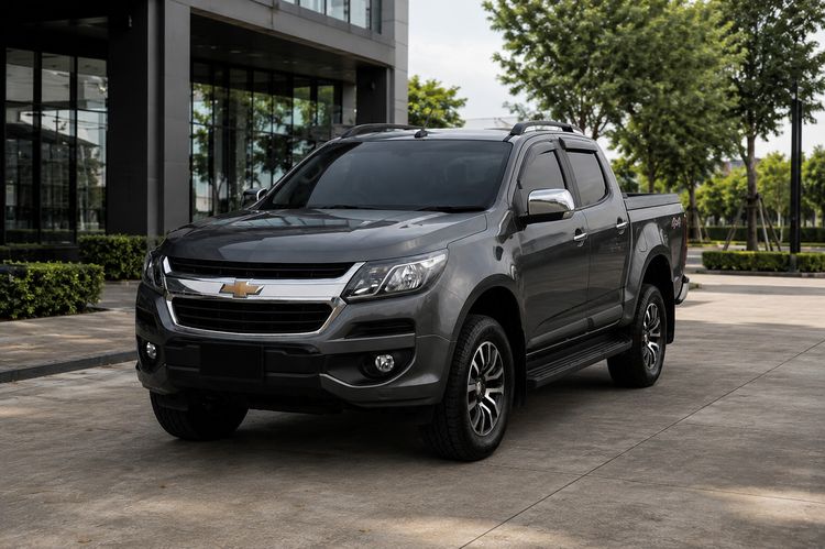 รถ Chevrolet Colorado 2.5 High Country สี เทา