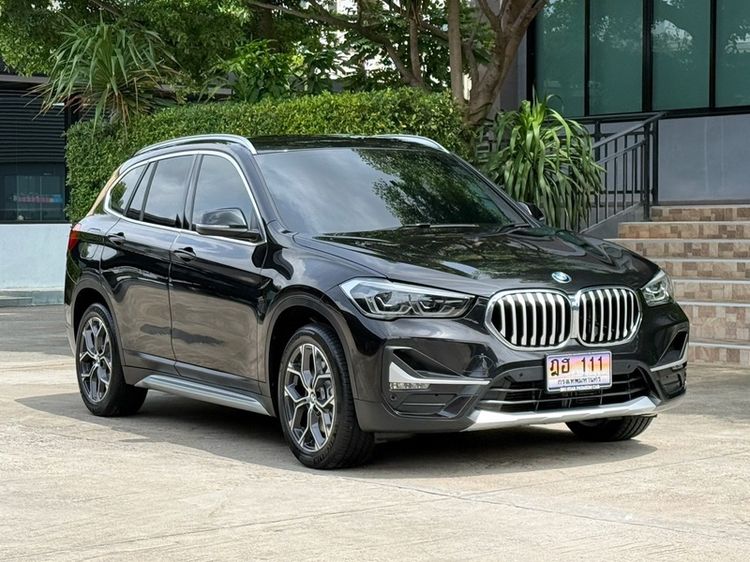 รถ BMW X1 2.0 sDrive20d xLine สี ดำ
