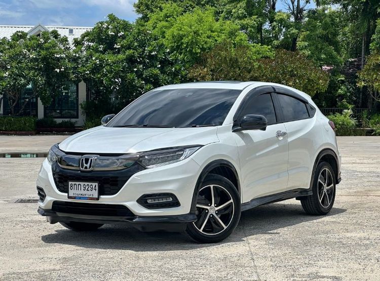 Honda HR-V 2018 1.8 RS Utility-car เบนซิน ไม่ติดแก๊ส เกียร์อัตโนมัติ ขาว รูปที่ 3