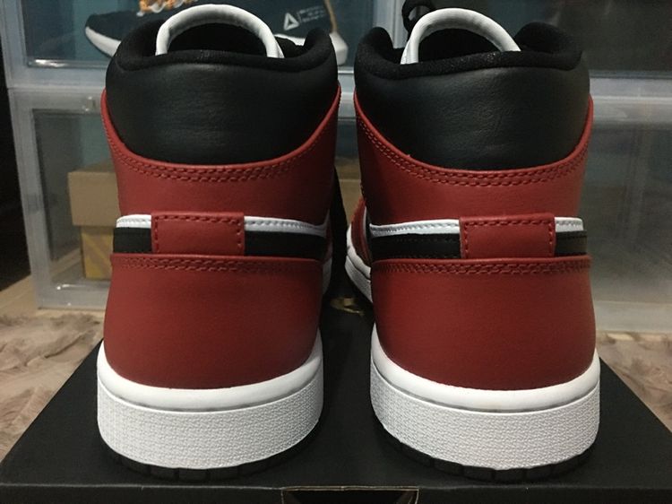 Nike air Jordan 1 mid black toe รูปที่ 10