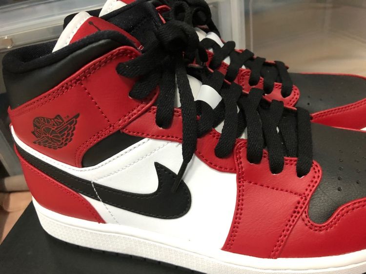 Nike air Jordan 1 mid black toe รูปที่ 4