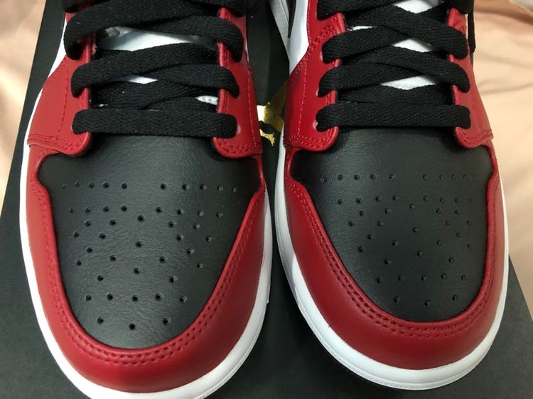 Nike air Jordan 1 mid black toe รูปที่ 5