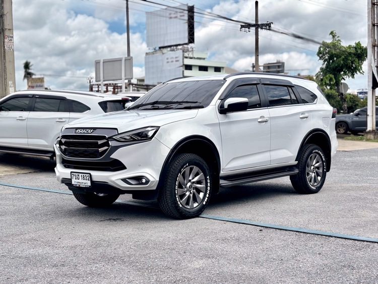 Isuzu MU-X 2024 1.9 Elegant 2WD Utility-car ดีเซล ไม่ติดแก๊ส เกียร์อัตโนมัติ ขาว รูปที่ 3