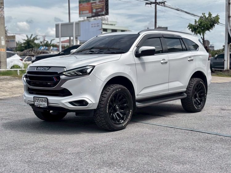 Isuzu MU-X 2021 3.0 Ultimate AT 4WD Utility-car ดีเซล ไม่ติดแก๊ส เกียร์อัตโนมัติ ขาว รูปที่ 3