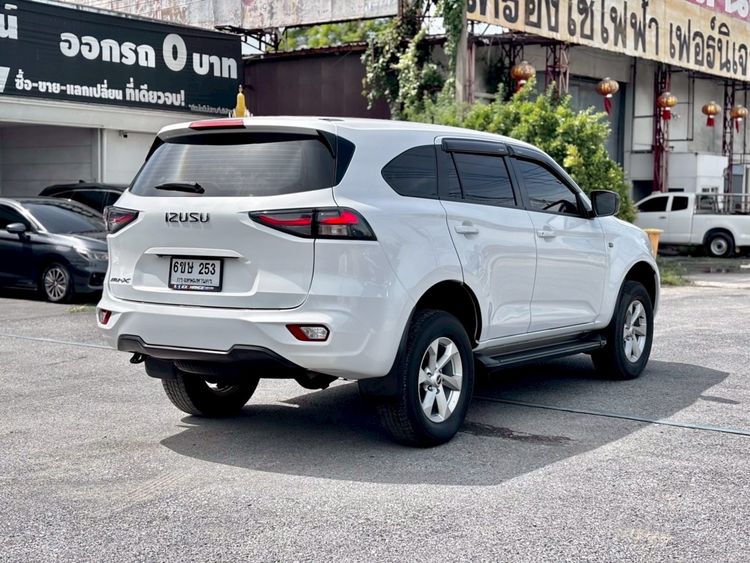 Isuzu MU-X 2023 1.9 Active 2WD Utility-car ดีเซล ไม่ติดแก๊ส เกียร์อัตโนมัติ ขาว รูปที่ 4