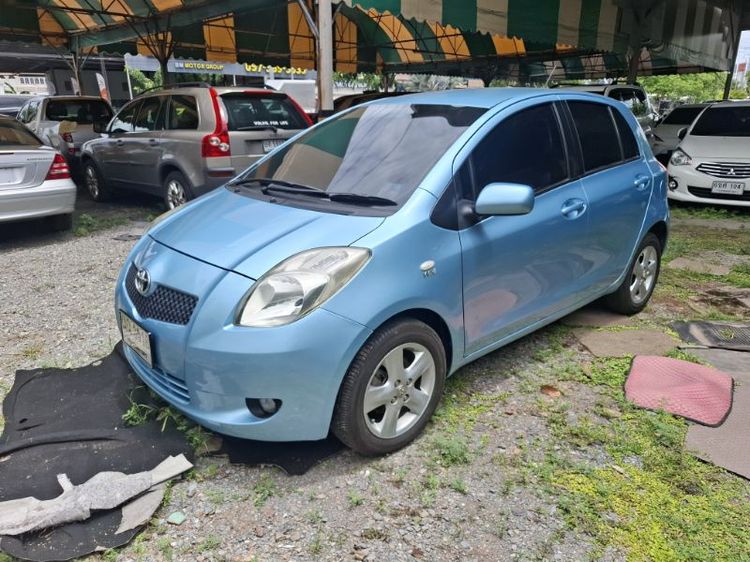 รถ Toyota Yaris 1.5 E Limited สี ฟ้า