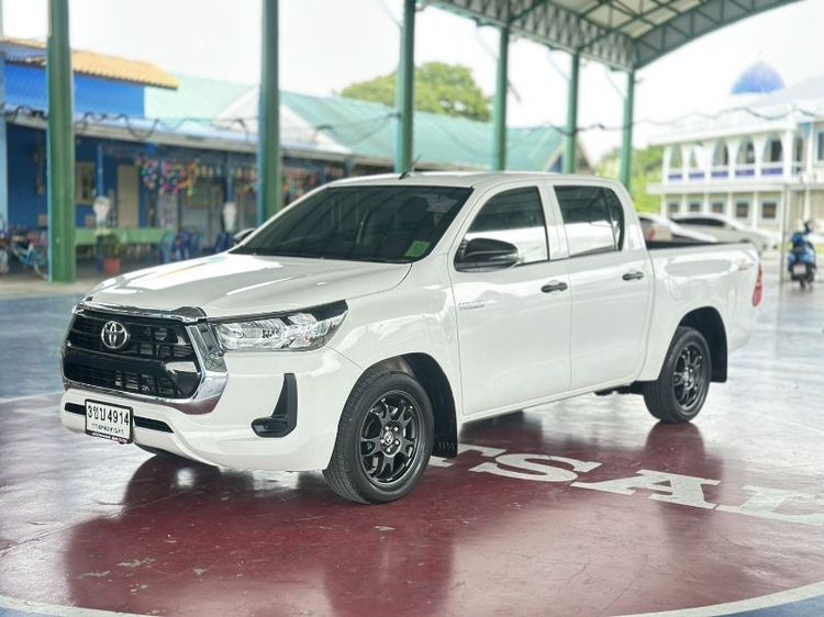 รถ Toyota Hilux Revo 2.4 Entry สี ขาว