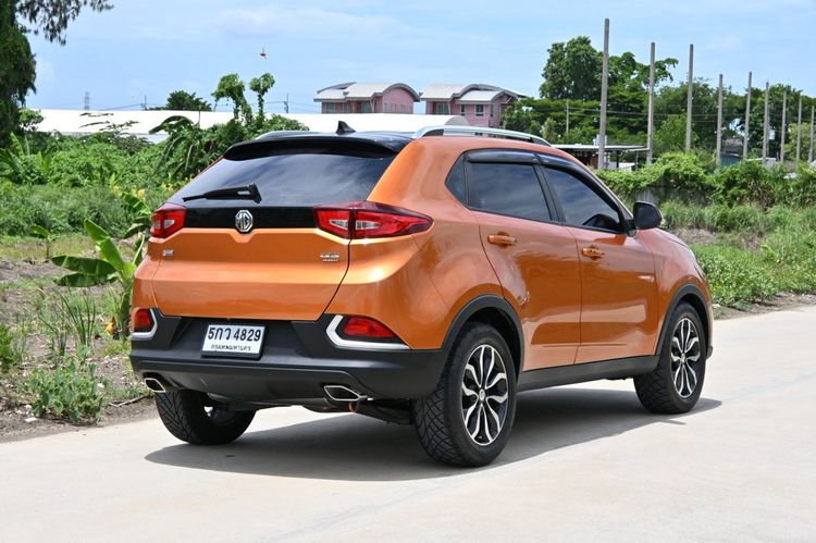 MG GS 2016 2.0 X 4WD Sedan เบนซิน ไม่ติดแก๊ส เกียร์อัตโนมัติ ส้ม รูปที่ 4
