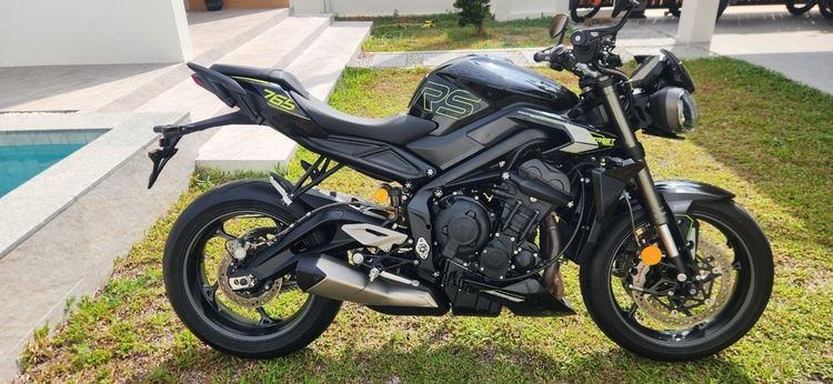 2024 Triumph Street Triple 765RS — 4,080km — Like New — Warranty to 2027 รูปที่ 2