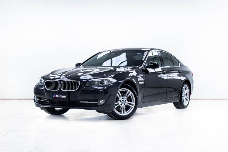 BMW Series 5 2013 528i Sedan เบนซิน ไม่ติดแก๊ส เกียร์อัตโนมัติ ดำ
