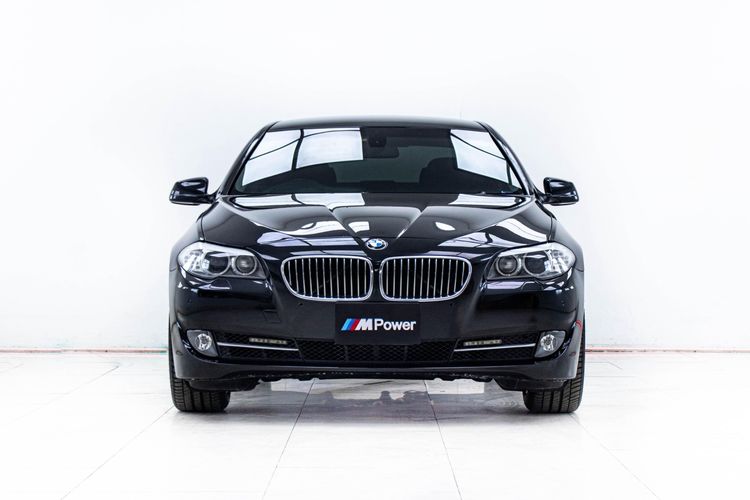 BMW Series 5 2013 528i Sedan เบนซิน ไม่ติดแก๊ส เกียร์อัตโนมัติ ดำ รูปที่ 4