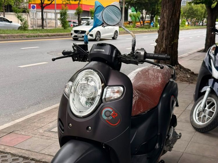 Scoopy i สี ดำ ปี 61 รถบ้านใช้งานเองกุญแจแท้2ดอก รูปที่ 2