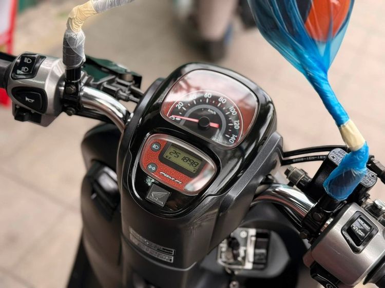 Scoopy i สี ดำ ปี 61 รถบ้านใช้งานเองกุญแจแท้2ดอก รูปที่ 4