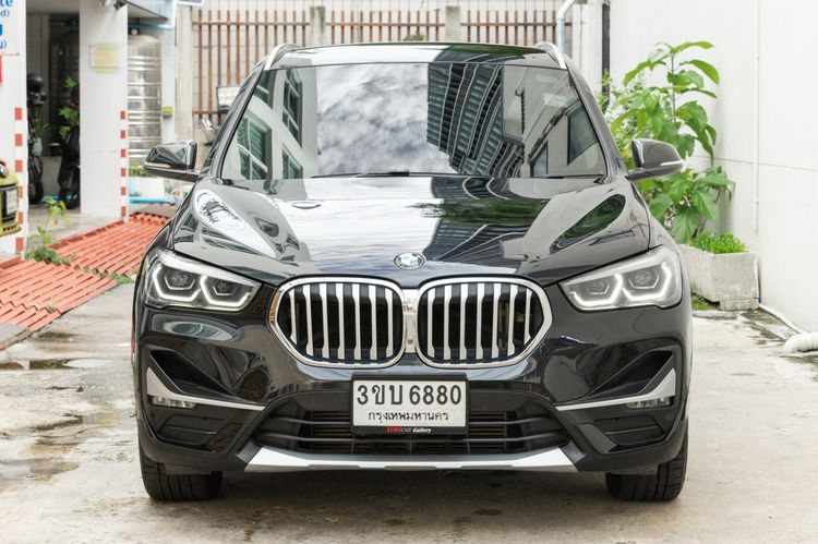 BMW X1 2022 2.0 sDrive20d xLine Utility-car ดีเซล ไม่ติดแก๊ส เกียร์อัตโนมัติ ดำ รูปที่ 3