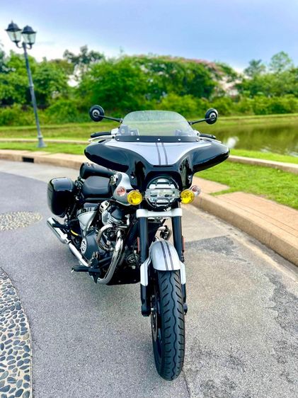 ขายดาวน์-สด Royal Enfield Super Meteor 650