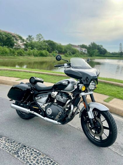 ขายดาวน์-สด Royal Enfield Super Meteor 650 รูปที่ 4