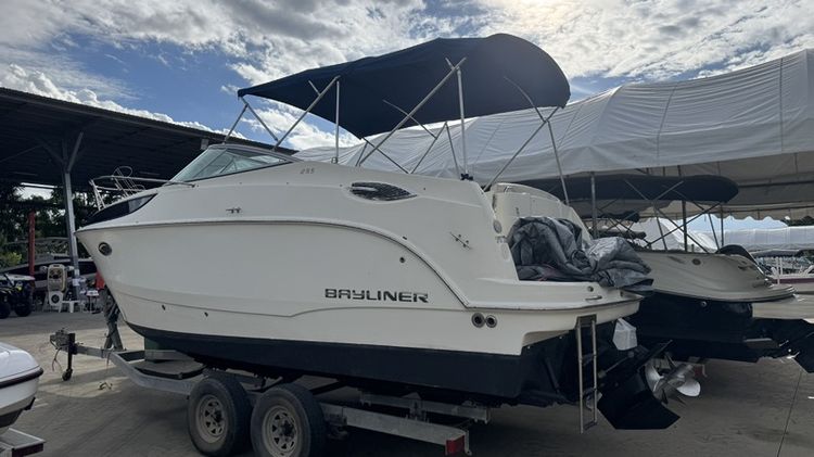 Bayliner 255 รูปที่ 2