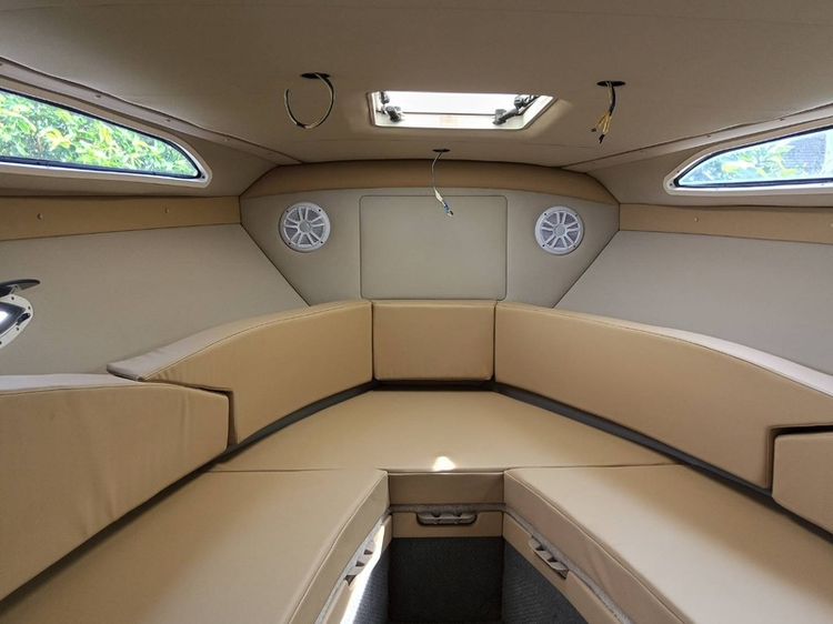 Bayliner 255 รูปที่ 4