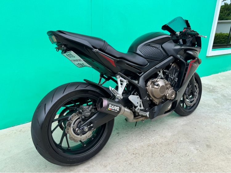 Honda CBR650F สีดำ ปี2017 วิ่ง20,000โล ไฟหน้า LED  รูปที่ 3