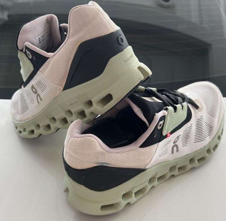 ขาย On Cloud Stratus 2 size 43/280cm สภาพสวย ของแท้ 100% รูปที่ 5