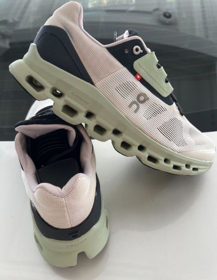 ขาย On Cloud Stratus 2 size 43/280cm สภาพสวย ของแท้ 100% รูปที่ 4
