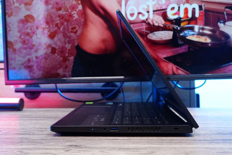 Acer Nitro V 15 i5-13420H Ram16 RTX2050(4GB) SSD512GB จอ15.6นิ้ว FHD 144Hz เกมมิ่งรุ่นใหม่ ดีไซน์ฝาหลังสุดเท่ มีประกันศูนย์2027 เครื่องพร้อม รูปที่ 6