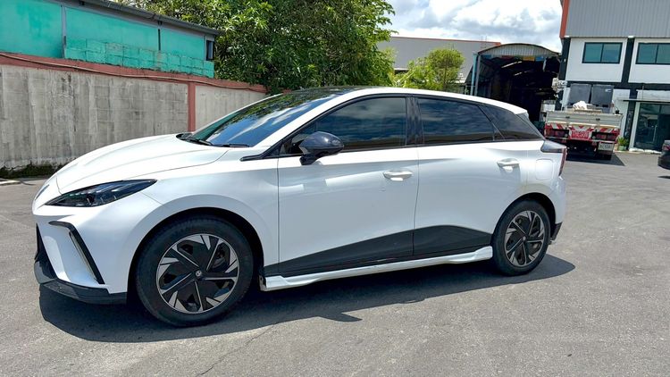 MG MG4 2022 Electric Sedan ไฟฟ้า ไม่ติดแก๊ส เกียร์อัตโนมัติ ขาว