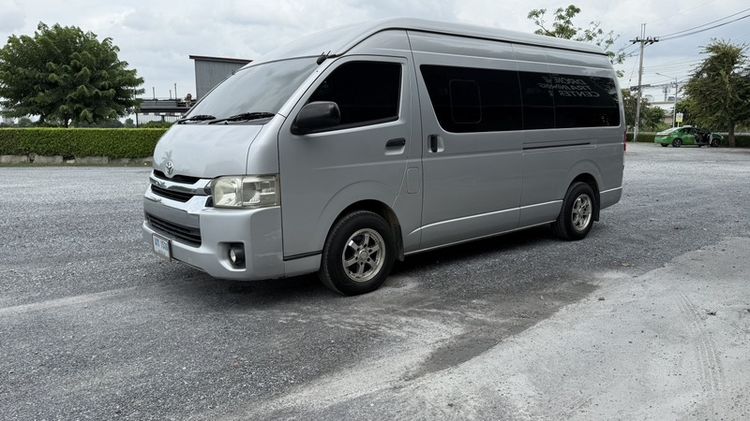 Toyota Commuter 2015 3.0 Van ดีเซล เกียร์ธรรมดา เทา รูปที่ 4