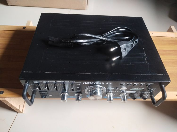 แอมป์ขยายเสียง รุ่น AV-3332 แบรนด์ SOUNDMILAN ใช้ไฟได้ 2ระบบ DC12V - AC220V กำลังวัตต์ 2000w  รูปที่ 6