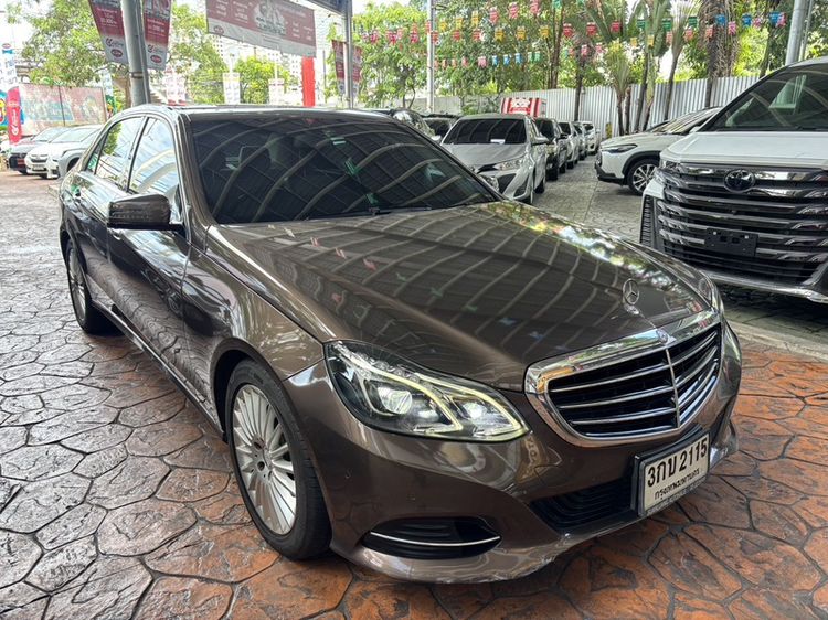 รถ Mercedes-Benz E-Class E300 2.2 BlueTEC Hybrid Executive สี น้ำตาล