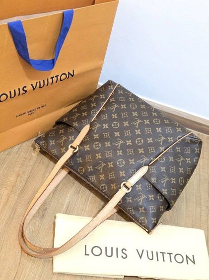 Louis Vuitton หนังแท้ หญิง น้ำตาล กระเป๋า lv totally mm มือสองของแท้