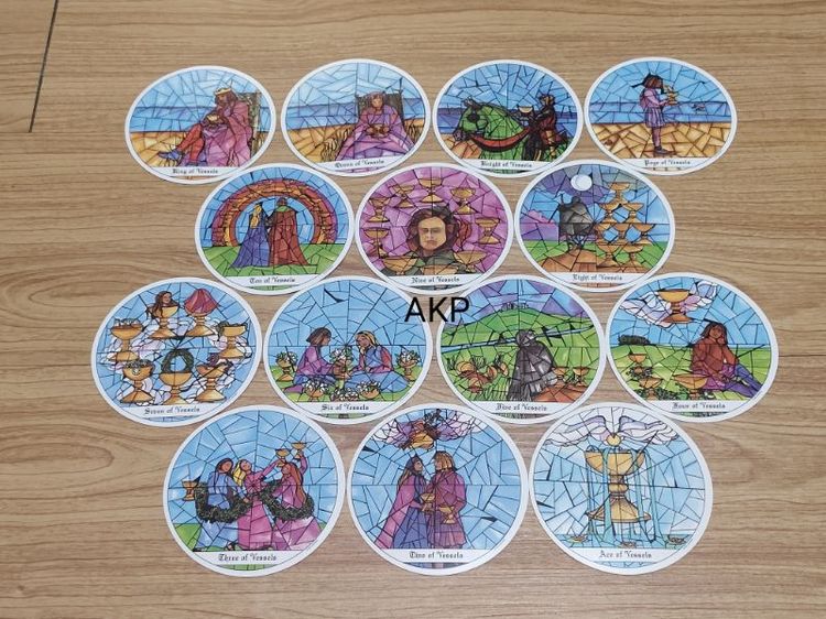 🔮ไพ่ Tarot of the Cloisters (ไพ่กลม ลายกระจกสี) ✨ สวย หายาก รูปที่ 4