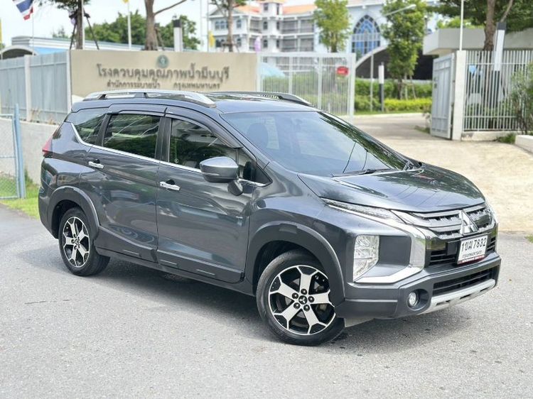 รถ Mitsubishi Xpander 1.5 Cross สี เทา