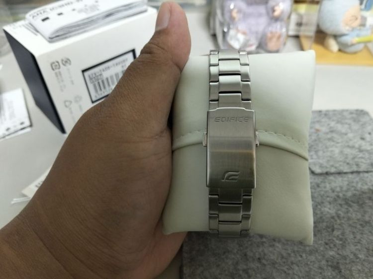 Casio Edifice (EFV-140D-1AVUDF) รูปที่ 7
