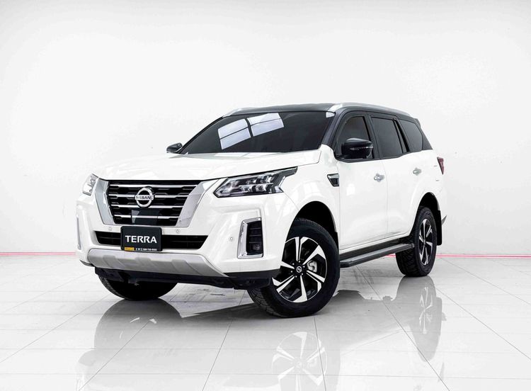 รถ Nissan Terra 2.3 VL 4WD สี ขาว