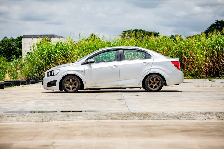 Chevrolet Sonic  2013 1.4 LTZ Sedan เบนซิน เกียร์อัตโนมัติ เทา รูปที่ 4