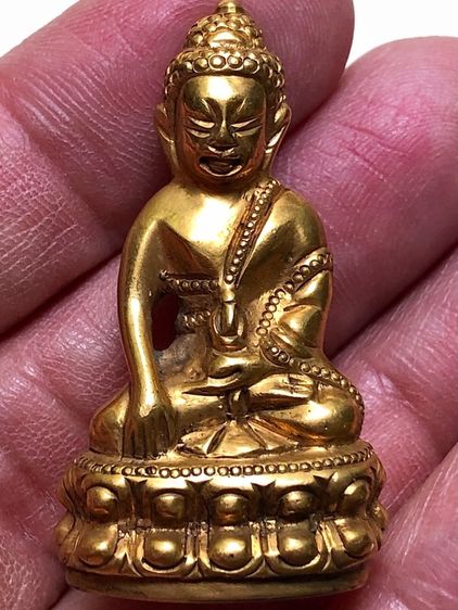 พระกริ่งเก่าคะ