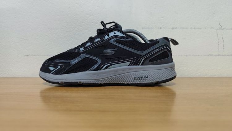 SKECHERS GoRun 42.0 26.5 แท้ มือสอง