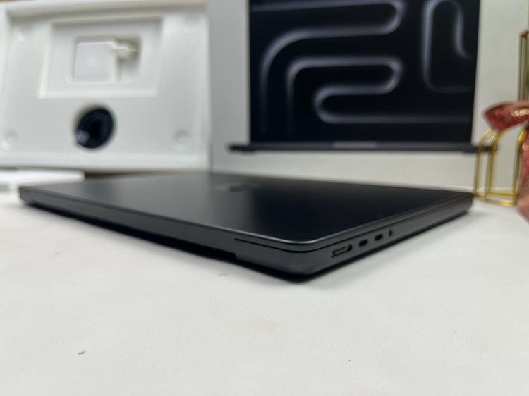 MacBook Pro 14-inch M3 Pro 2023 Ram8GB SSD512GB Black  รูปที่ 10