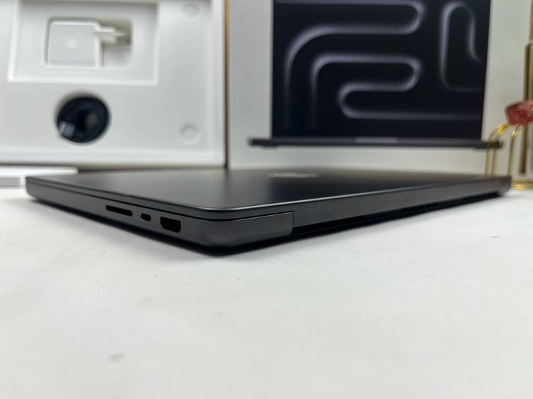 MacBook Pro 14-inch M3 Pro 2023 Ram8GB SSD512GB Black  รูปที่ 9