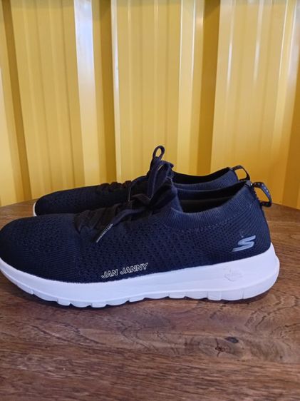 รองเท้าskechers รูปที่ 2